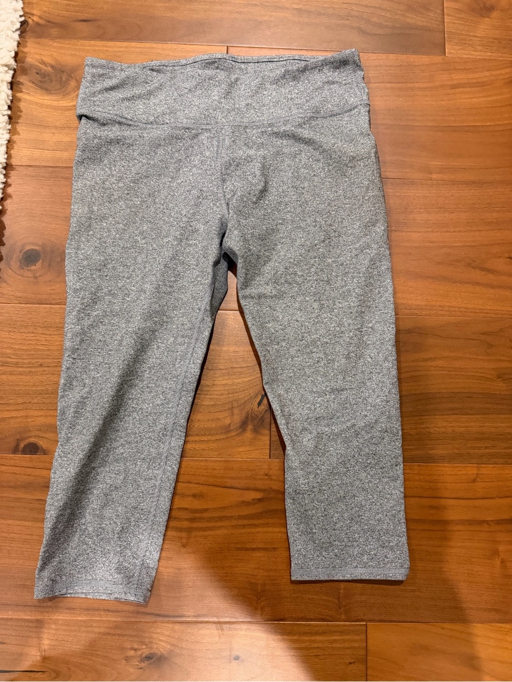Fabletics Gray Heather Capri Leggings